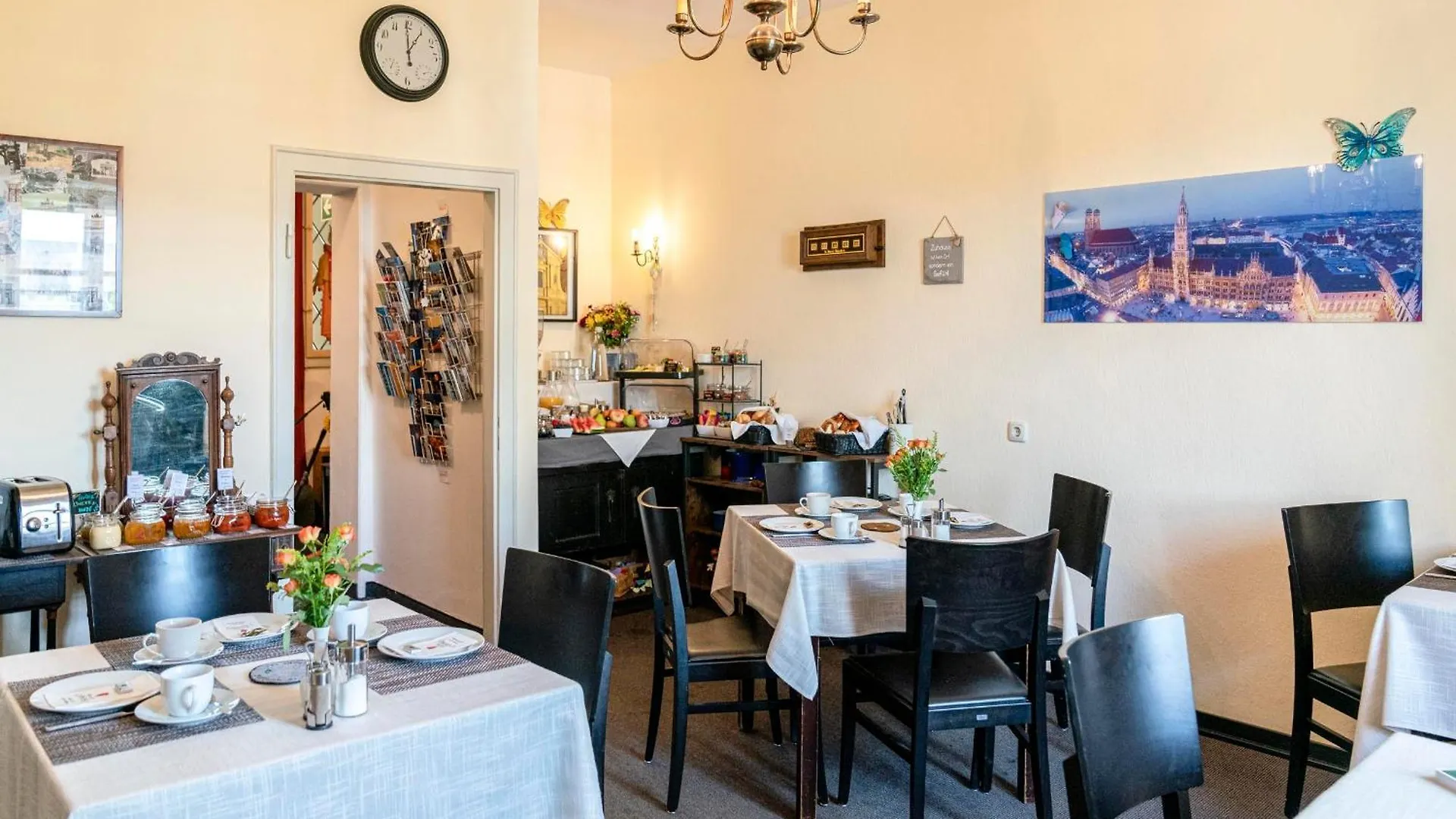 Affittacamere Hotel-Pension Am Siegestor Monaco di Baviera
